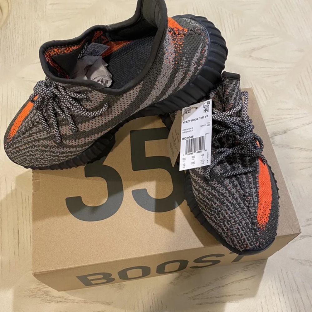 NEW ADIDAS YEEZY BOOST 350 V2 CARBON BELUGA SIZE 10